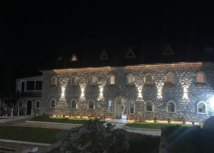Гостевой дом Bujtina Gjana