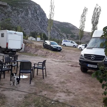 Bujtina Gjana *