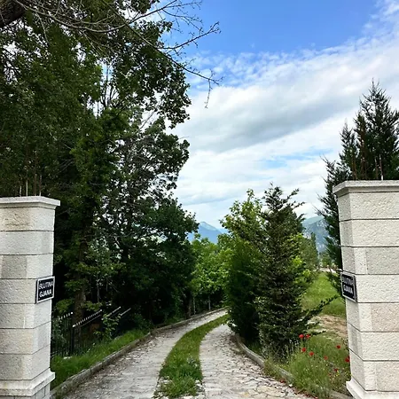 Bujtina Gjana Guest house