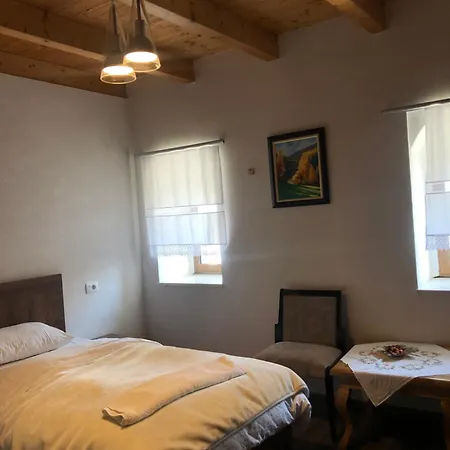 Bujtina Gjana Guest house